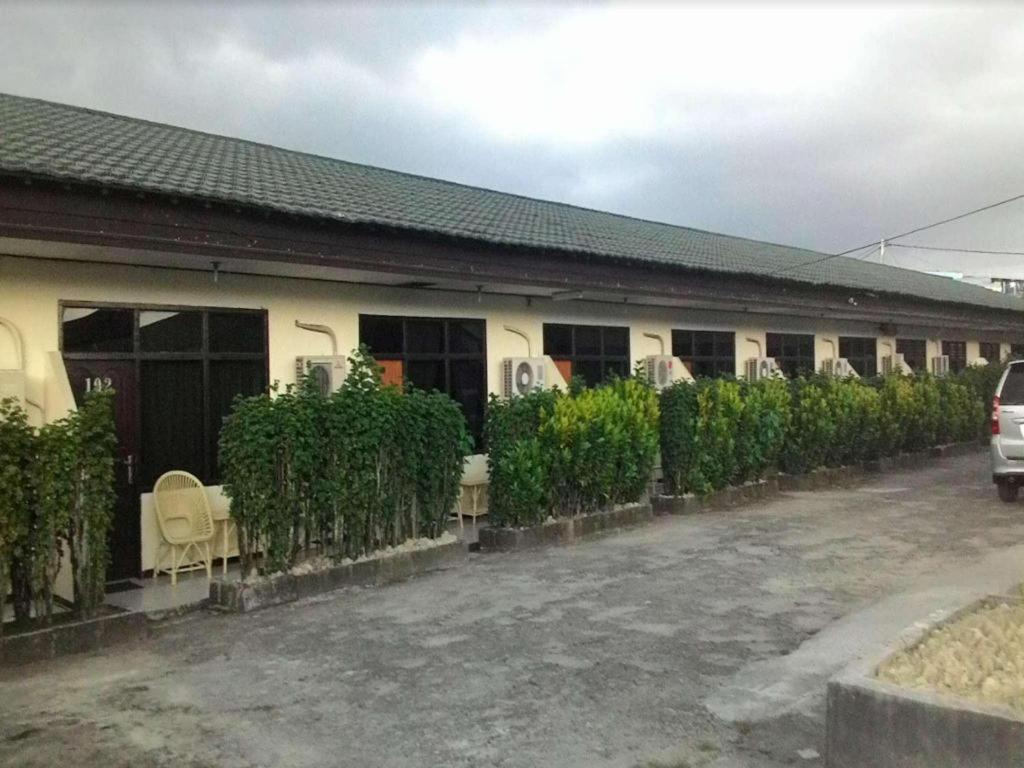 Serayu Hotel Timika Exterior foto